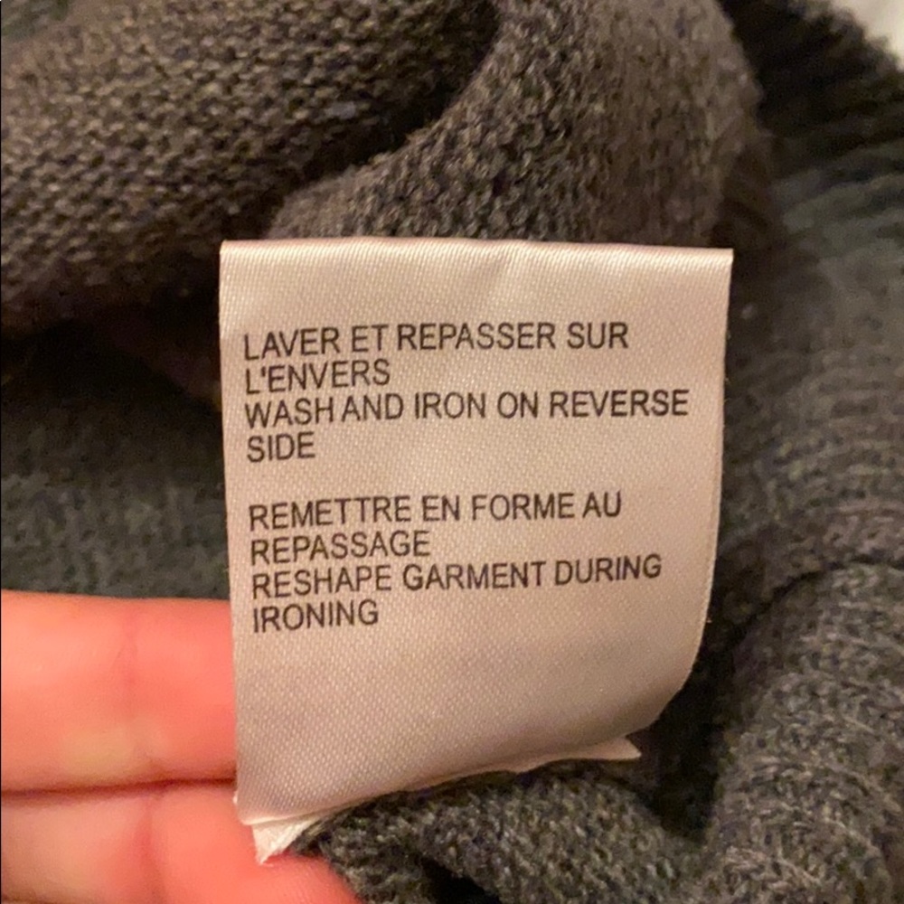 Givenchy Sweater - Picture 4 of 4